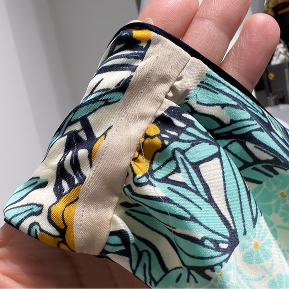 NWT NURTURE Mid-length Belted Dress, Satin-silk feel Sleeveless Dress Size L - Picture 11 of 16